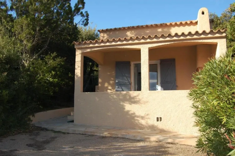 2 Bedrooms Cottage