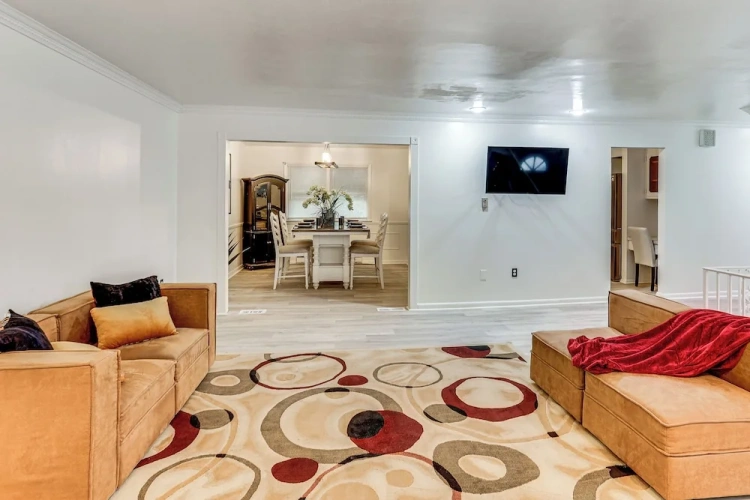 Guest rooms
