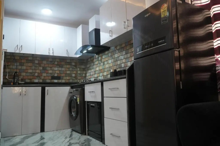 Service Apartment