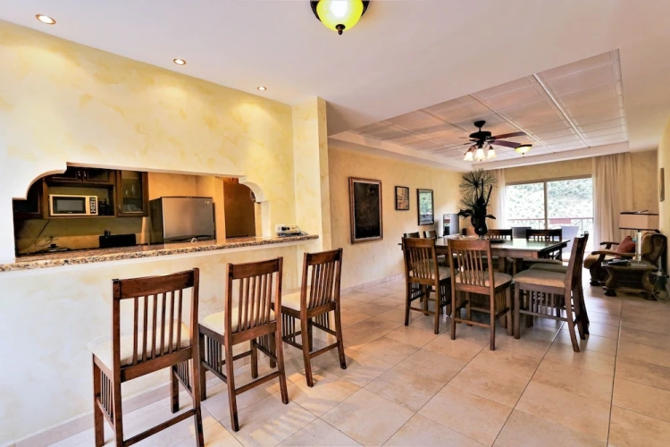 Suite with balcony