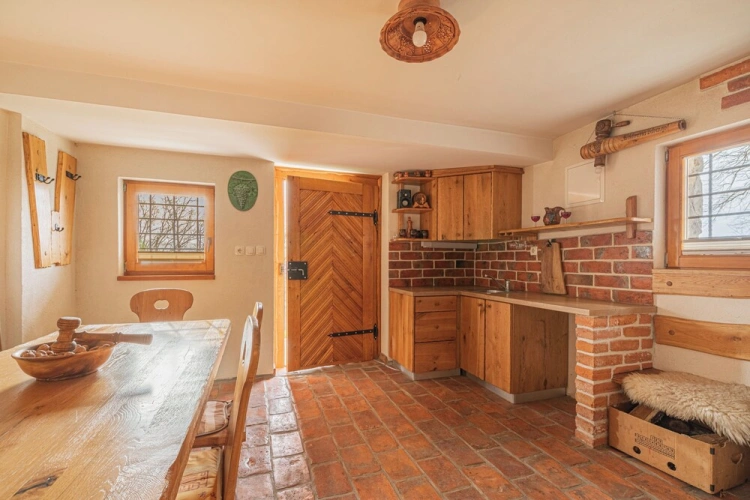 Family Studio with balcony and with mountain view