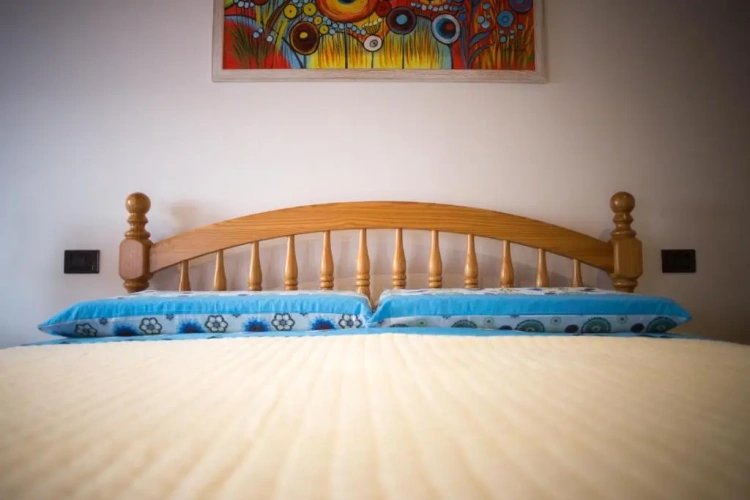 3 Bedrooms Cottage