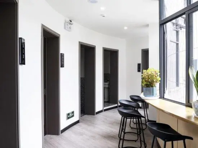 Snails Hostel