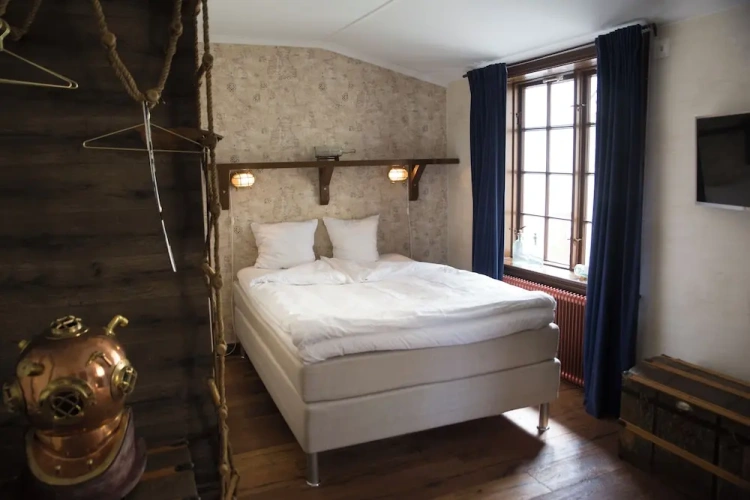 Standard Single room with city view