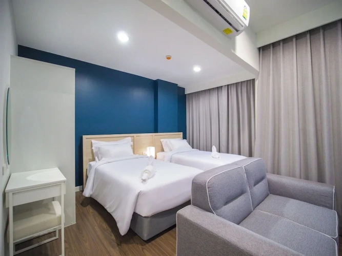 Classic Twin room with balcony