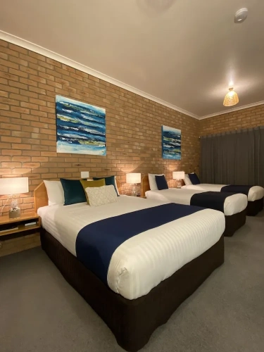 Classic Quadruple room