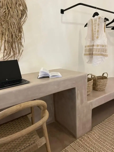 Acave Santorini Suites