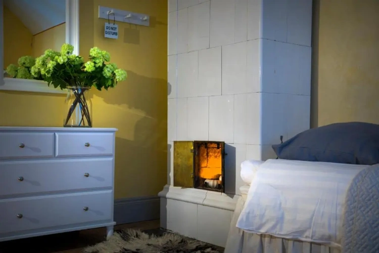 4 Bedrooms Apartment with view