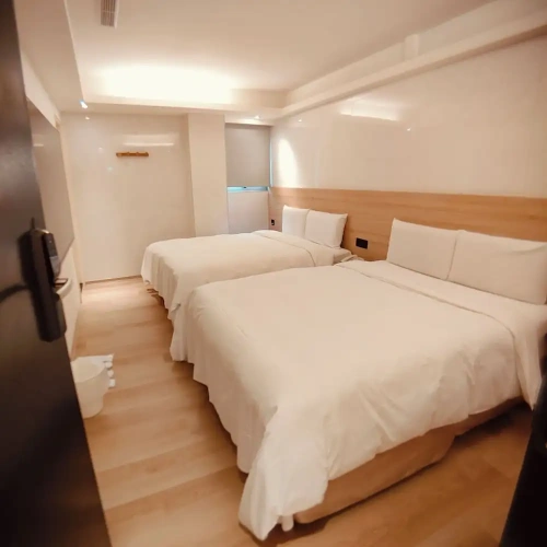 Classic Quadruple room