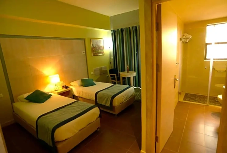 Standard Double room with view