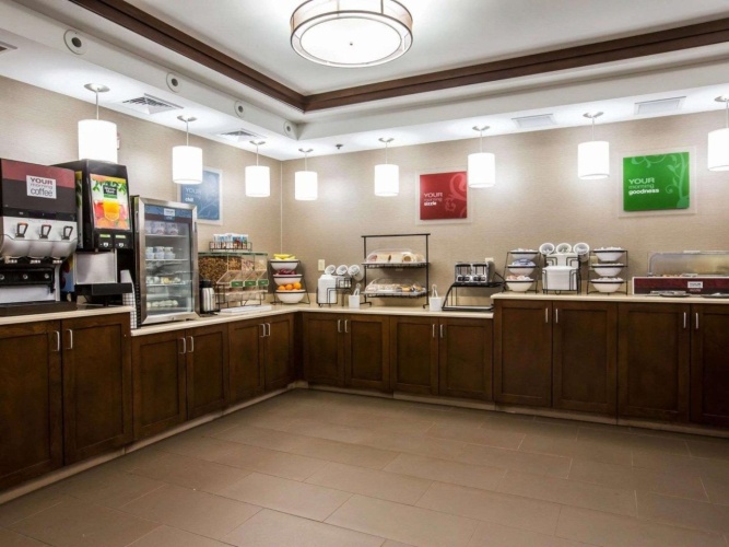 Comfort Inn Airport photo 33