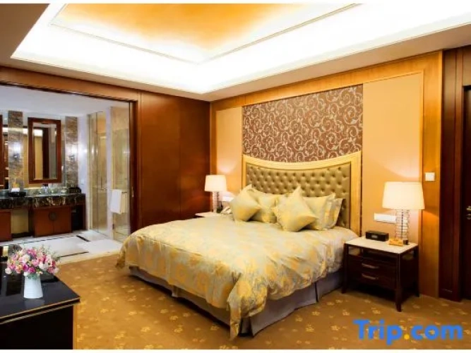 1 Bedroom Presidential Double Suite