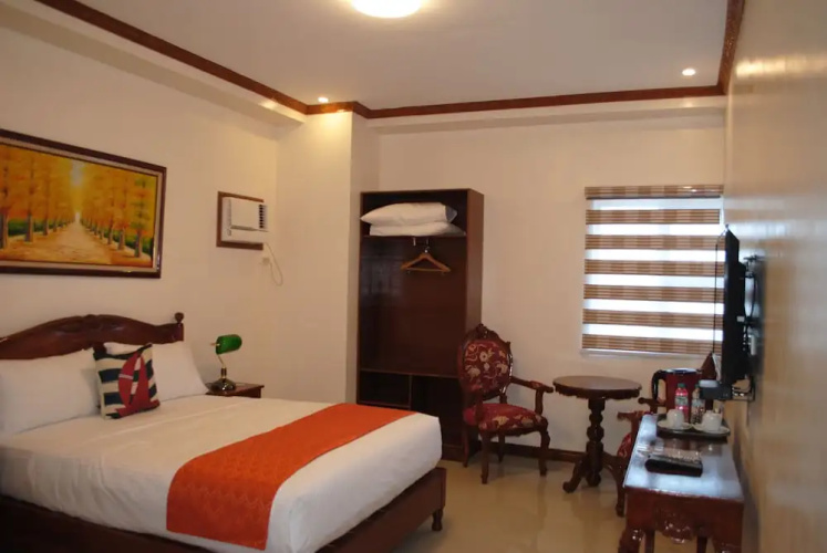 Ferrymar Hotel