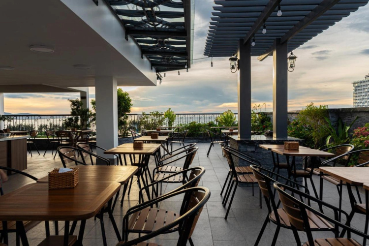 Long Thuan Hotel & Resort