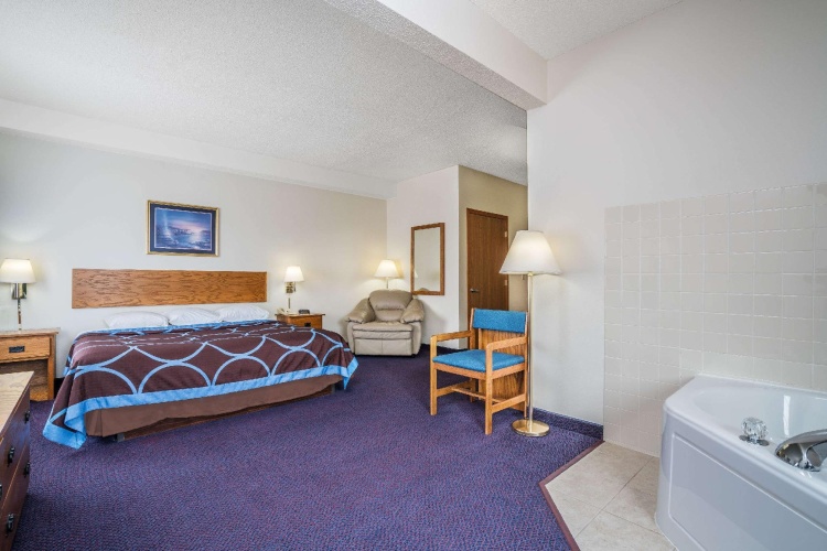 Deluxe Double Suite