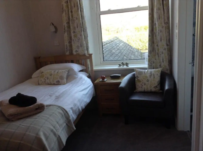 Standard Single room with mountain view