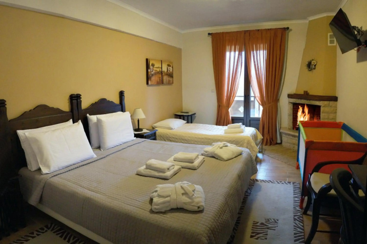 Melegos Hotel