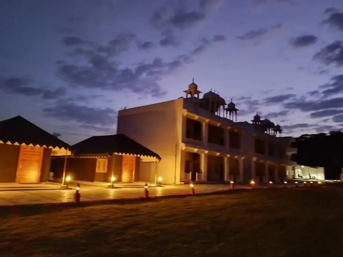 Roop Garh Palace