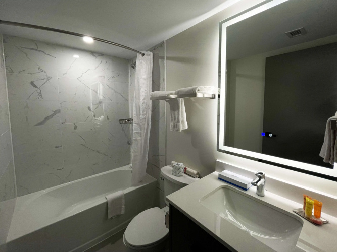 Skye Hotel & Residences, BW Signature Collection