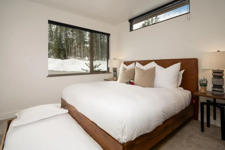 6 Silver Peaks 3 Bedroom Home by Moonlight Basin Lodging