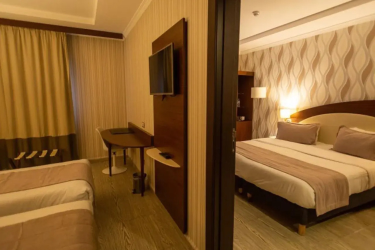 Hotel Rue D'or