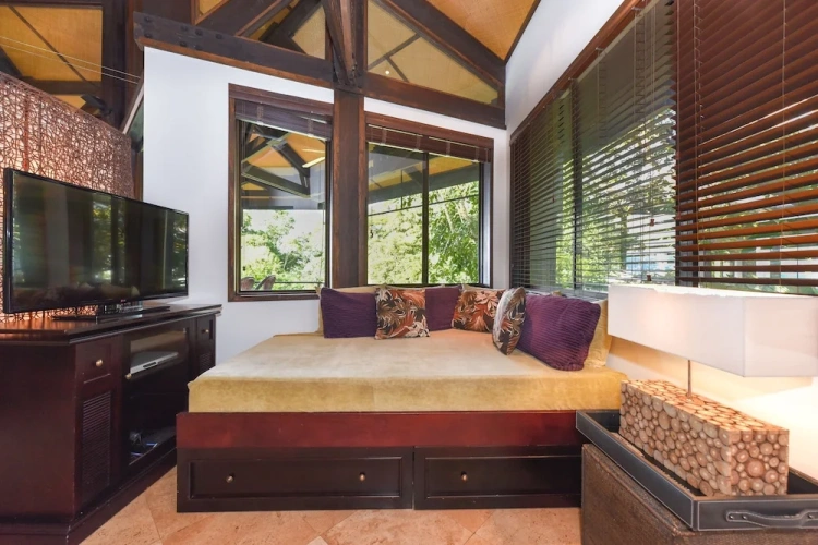 2 Bedrooms Cottage