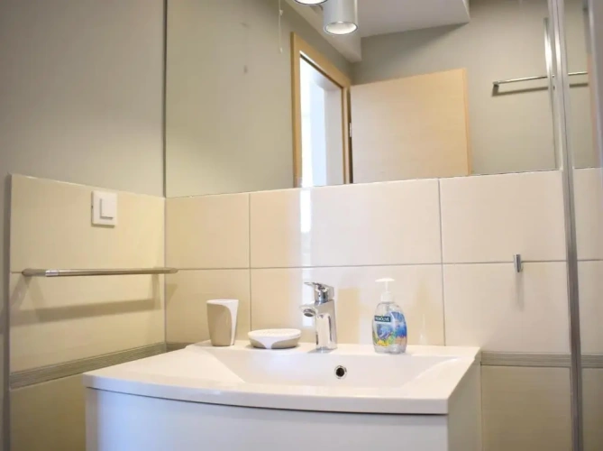 2 Bedrooms Basement Apartment