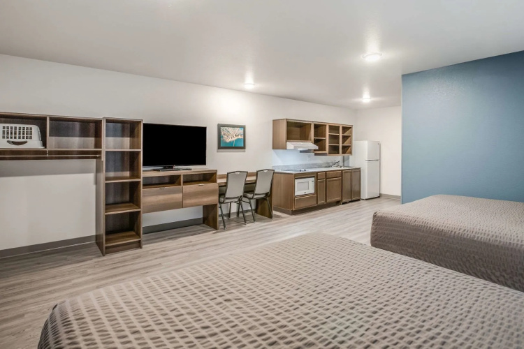 WoodSpring Suites Novi Farmington