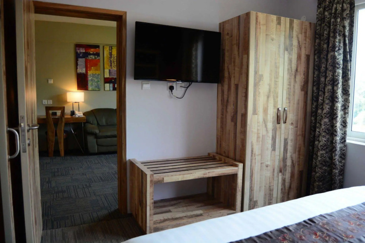 Arcadia Suites