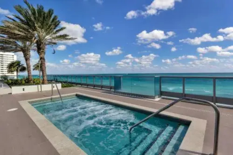 Modern Geometry at Monte Carlo Miami Beach