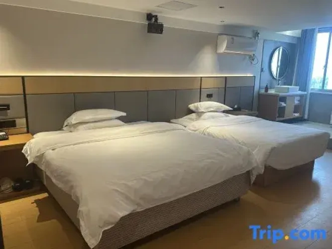 2 Bedrooms Double Family Suite