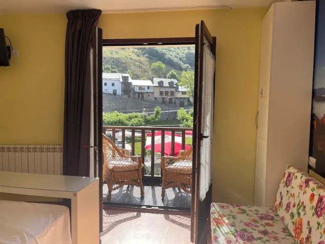 Standard Double room with balcony and beachfront