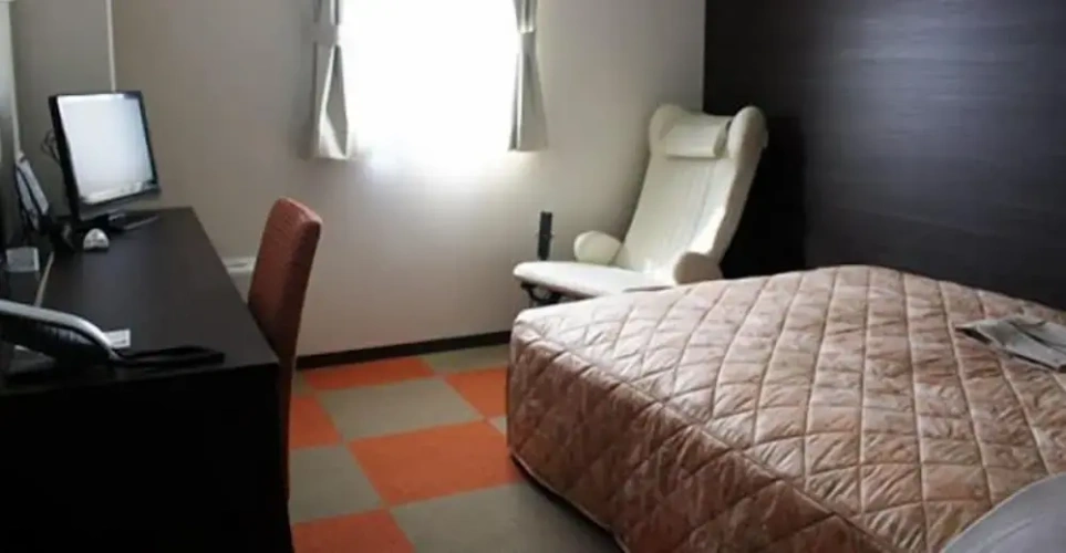 Bed in Dorm (female dorm)