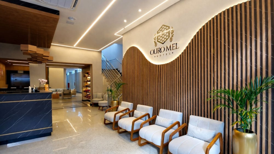 Hotel Ouro Mel