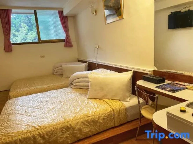 Twin Suite