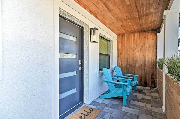 Well-appointed Madeira Beach Condo w/ Patio!