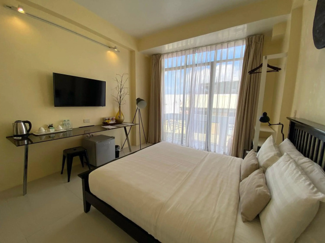 Luxx Boutique Boracay