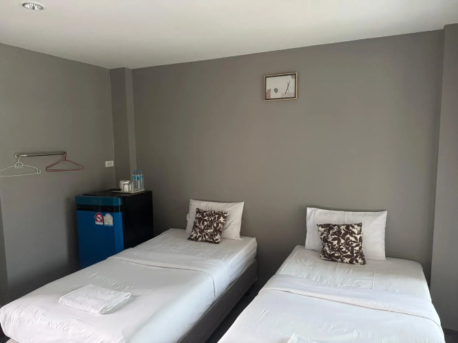 B and B Hotel
