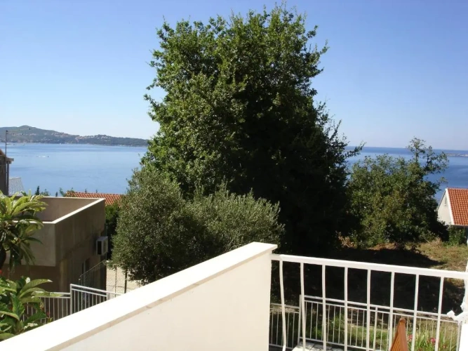 3 Bedrooms Duplex Apartment with balcony and with sea view