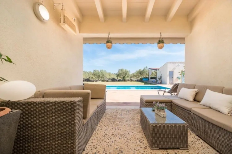 3 Bedrooms Villa