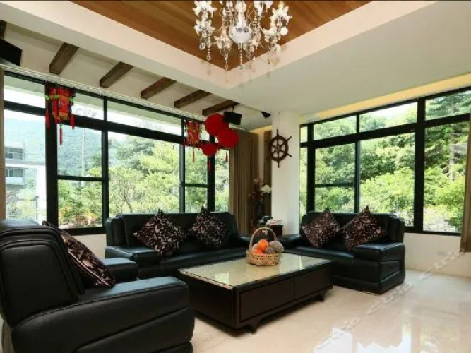 Jing Garden B&B