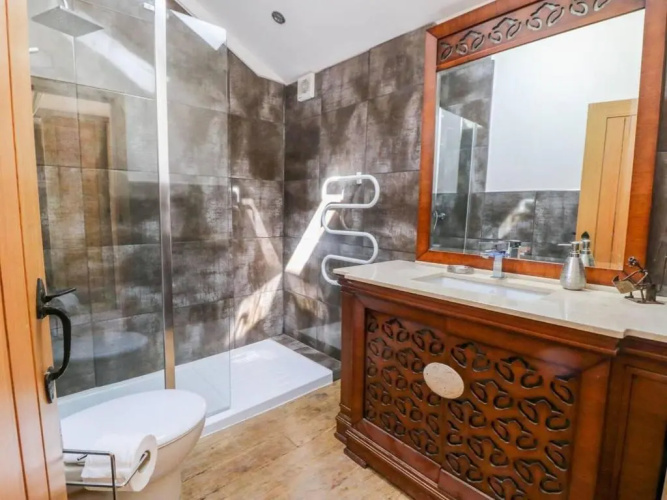 Charming 2-bed Cottage in Otley