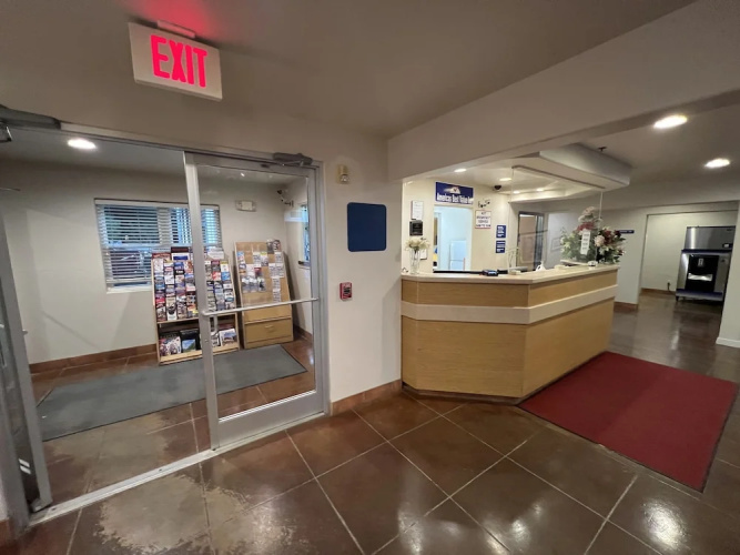 Microtel Inn & Suites