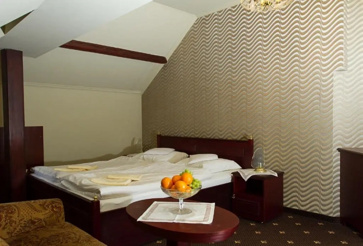 Standard Triple room with balcony