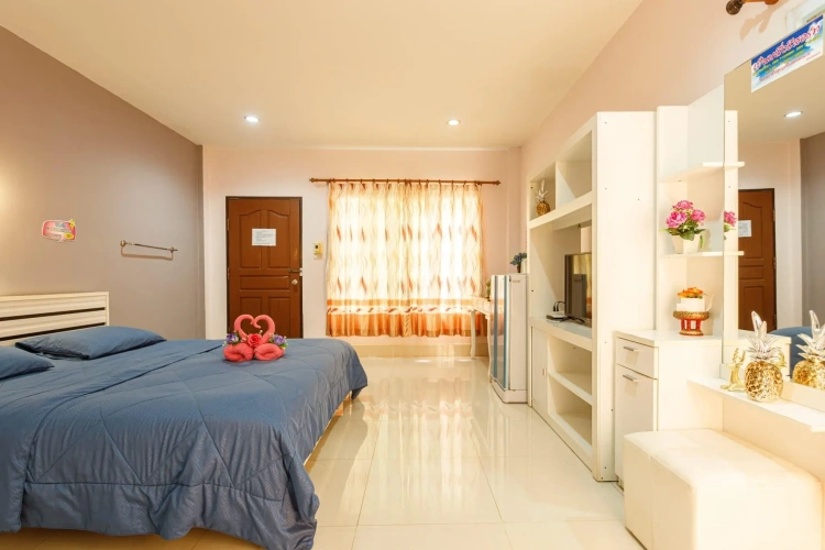 Deluxe Twin room with view