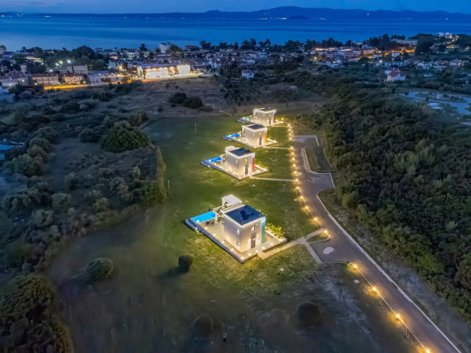 Continent Villas