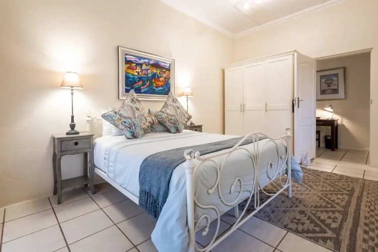 Deluxe Apartment with balcony and with pool view