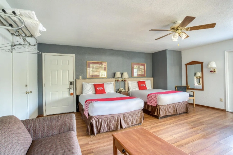 Premium Quadruple room
