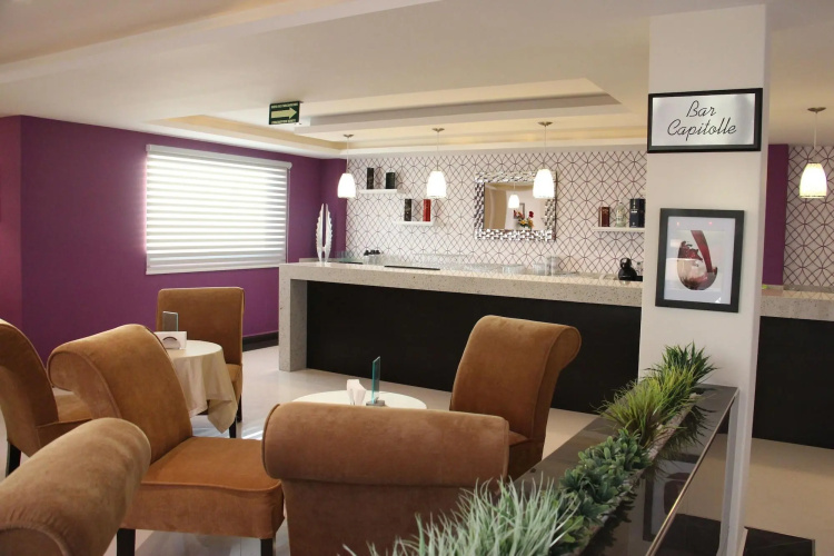 Hotel Two Select