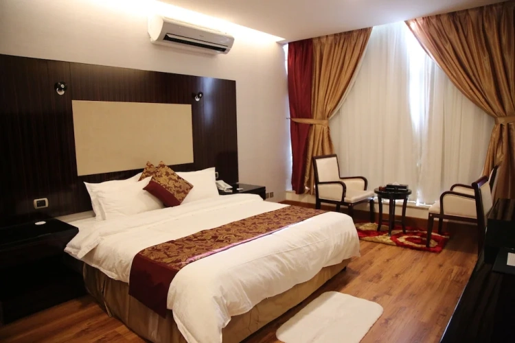 Superior Double room with partial sea view